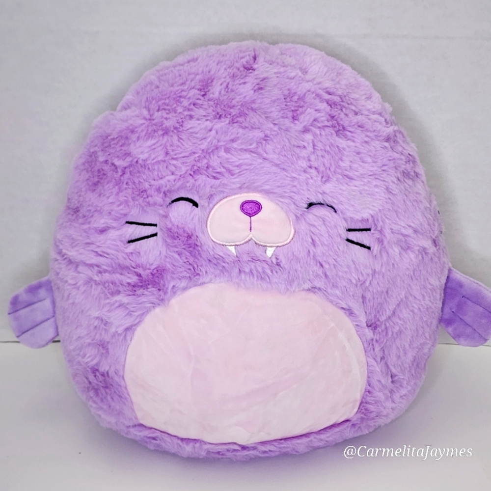 WINNIE 🦭 Adorable Purple Walrus FuzzAMallow Squishmallow NWT sundaes & castles